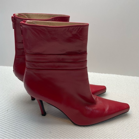 ❤️ Sunning Stuart Weitzman Red Leather Pointy Toe Boots - Picture 2 of 8